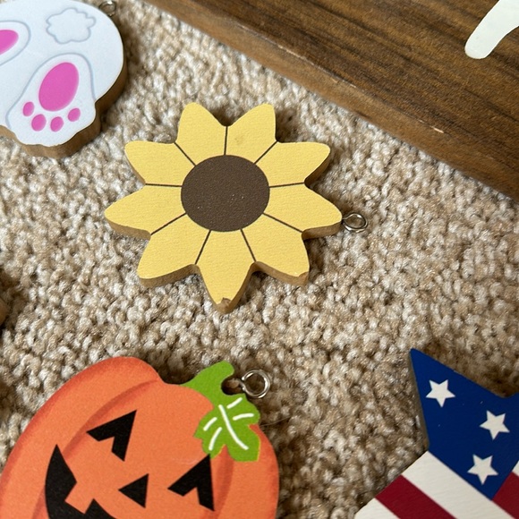 Welcome Sign - Picture 2 of 2